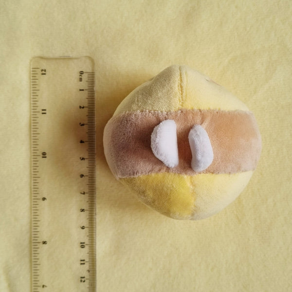 Mini Bee bun plush (approx 5cm tall, 7cm wide/long)