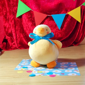 Yellow duckie plush (approx. 14.5cm tall x 15cm long)